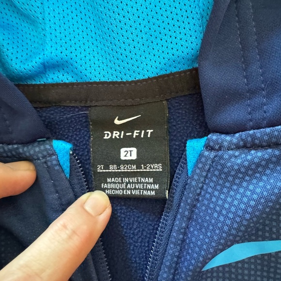 Nike track suit. - Picture 2 of 6